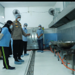 Itwasda Polda Jatim Lakukan Pengawasan SPPG Polres Gresik Pastikan Kualitas dan Kebersihan MBG*