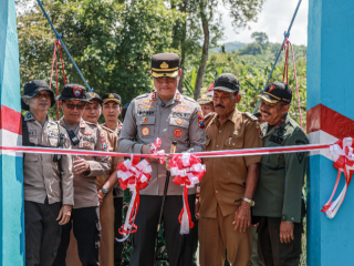 Kapolres Jember Resmikan Jembatan Merah Putih Presisi, Akses Warga di Dua Kecamatan Jadi Lebih Aman