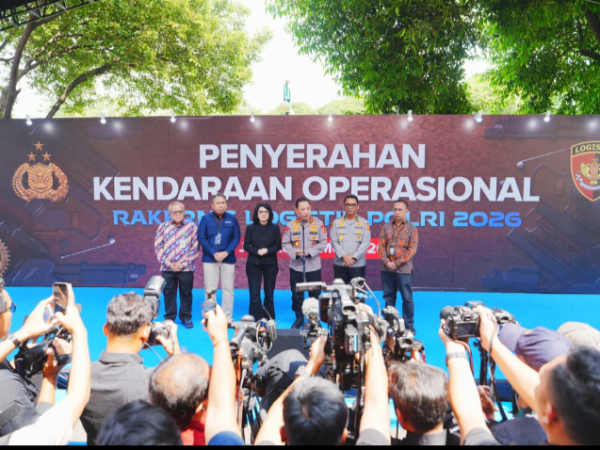 Kapolri Perkuat Peralatan Personel untuk Maksimalkan Keamanan Masyarakat
