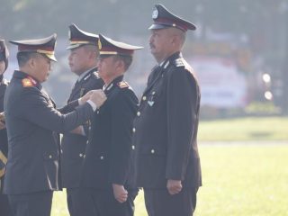 Polda Jatim Gelar Upacara Hari Bhayangkara ke-80, Teguhkan Semangat “Polri untuk Masyarakat”*