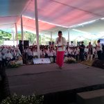 Bunga Desa Pakusari Bupati Jember Motivasi Siswa SMP Negeri 1 Pakusari Giat Belajar Sampai Perguruan Tinggi