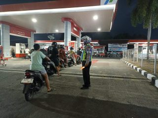 Polres Jember kontrol SPBU, Antrean Normal dan Stok BBM Masih Tersedia masyarakat jangan panik